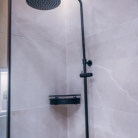 Apartamento Aqua Lora Nikiana