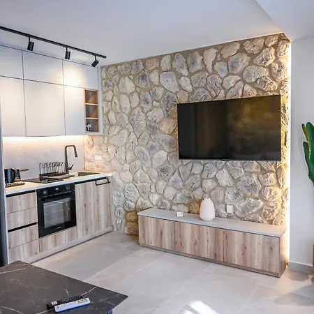 Apartamento Aqua Lora Nikiana