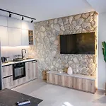 דירה Aqua Lora ניקיאנה